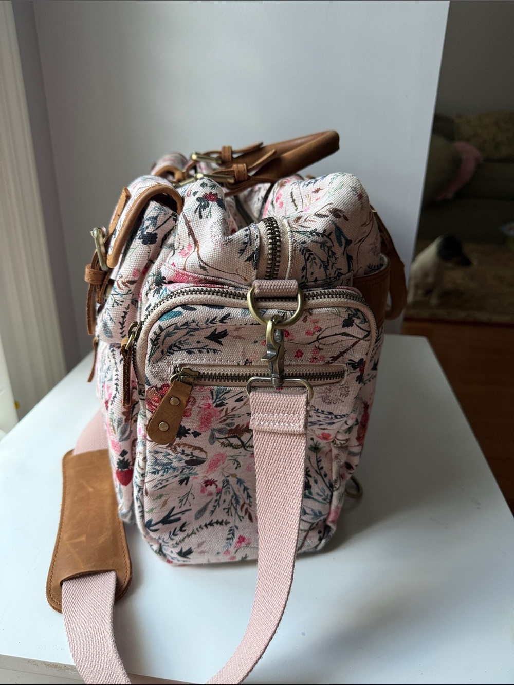 House of Flynn Evermore Pink Floral Baby Bag/Pro Camera bag with Tan Trim - Picture 3 of 9